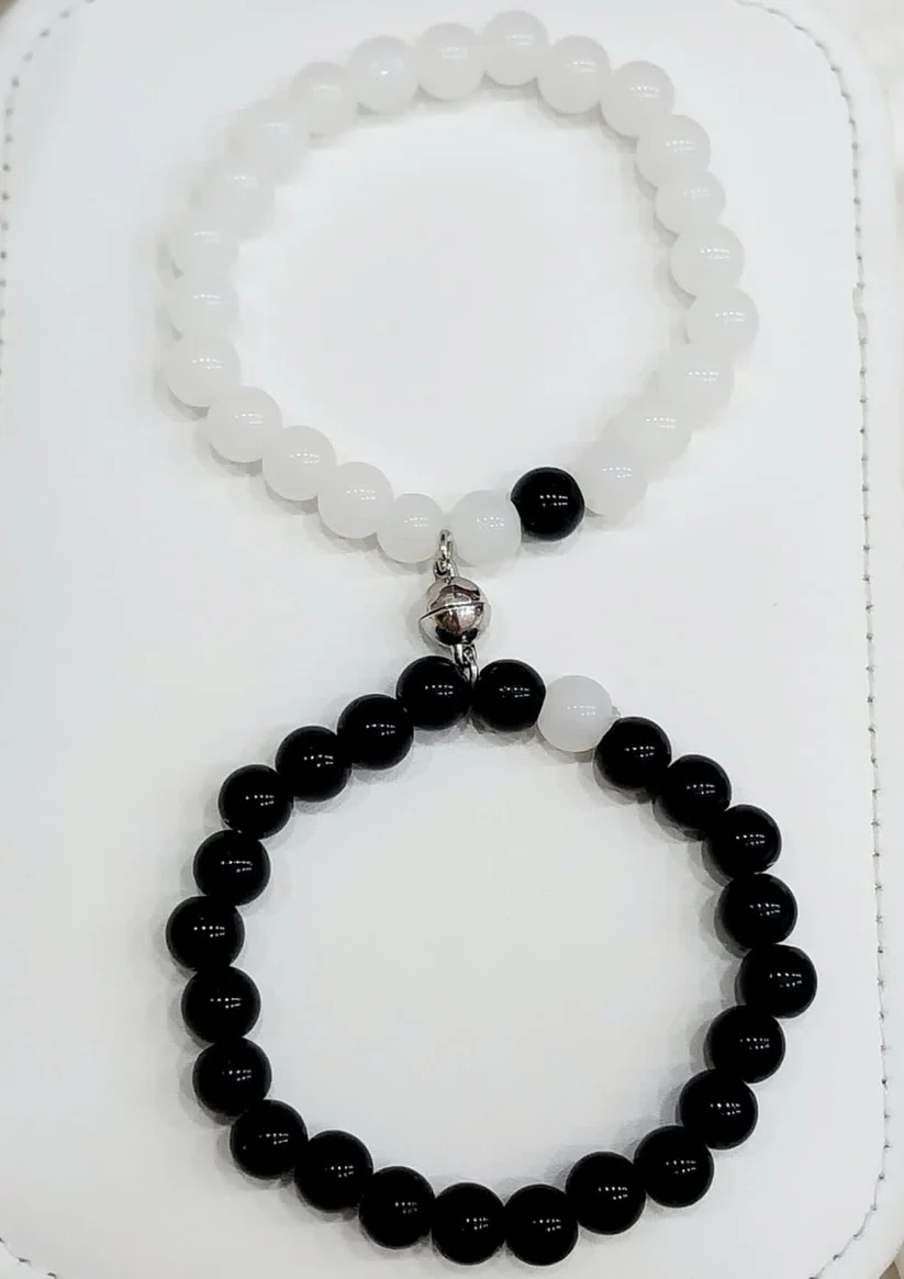 Beautiful Beaded Couple Bracelet - Image 4