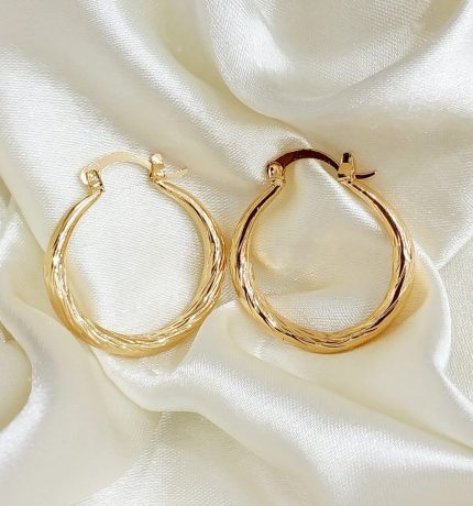 Elegant Golden Earrings (Bali)